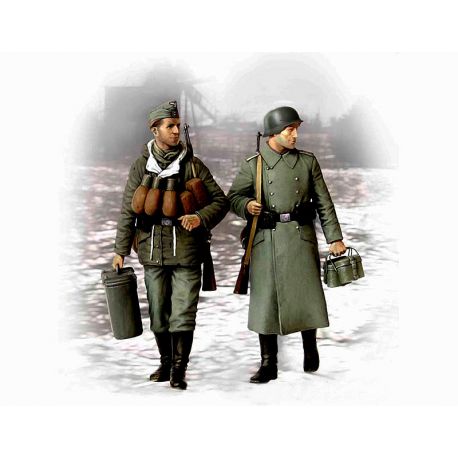 World War II era Series, Supplies, at last! 1:35